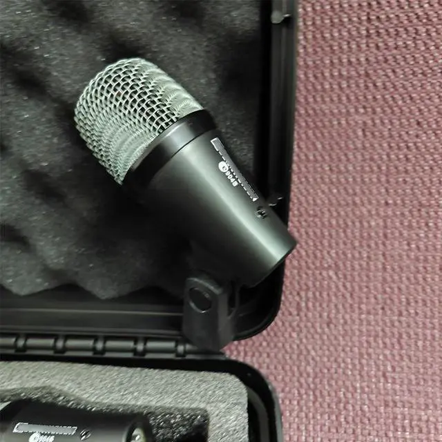 Main image of Durm Microphone Kit - Wired microphone for drum and instrument recording, suitable for music ensemble performances.