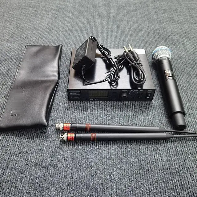 Main image of Digital wireless microphone ULXD4 BETA58A stage performance mixer with SM58 professional microphone European plug