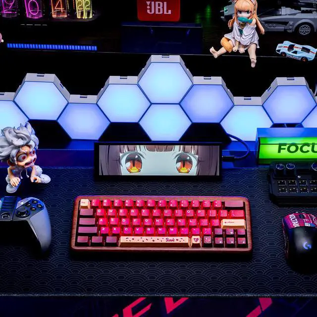 Alt view image 5 of 5 - Chocolate-flavored chocolate keycaps with a gourmet design in high color. Made of PBT material and heat-sprayed for durability. Compatible with mechanical keyboards.