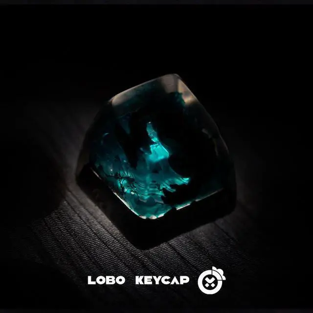 Main image of Marvel series Venom glue resin keycap transparent keycap single personality anime mechanical keyboard cap ESC gift (just the keycap)