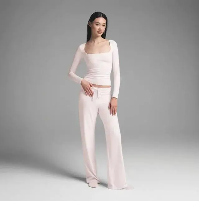 Alt view image 3 of 5 - Skims Cotton Jersey Scoop Neck Long Sleeve Top, Barely Pink, Small