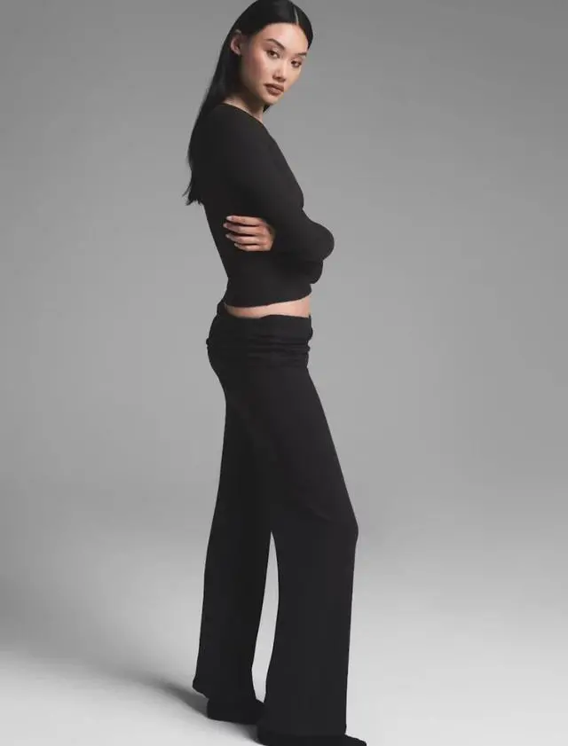 Alt view image 3 of 5 - Skims Cotton Rib Long Sleeve T-Shirt, Soot, XL