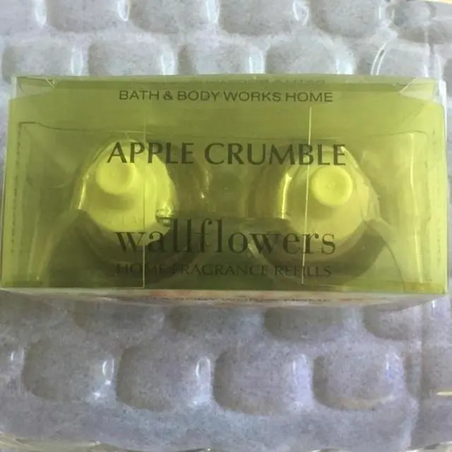 Alt view image 3 of 3 - Bath & Body Works Wallflowers Home Fragrance Refills Apple Crumble (2 pack)