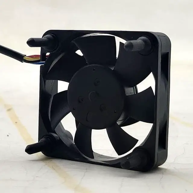 Alt view image 4 of 5 - ASB0405MA-A 5V 0.12A 4cm Ball Silent USB Fan - Compact Solution for Electronics Shrandi