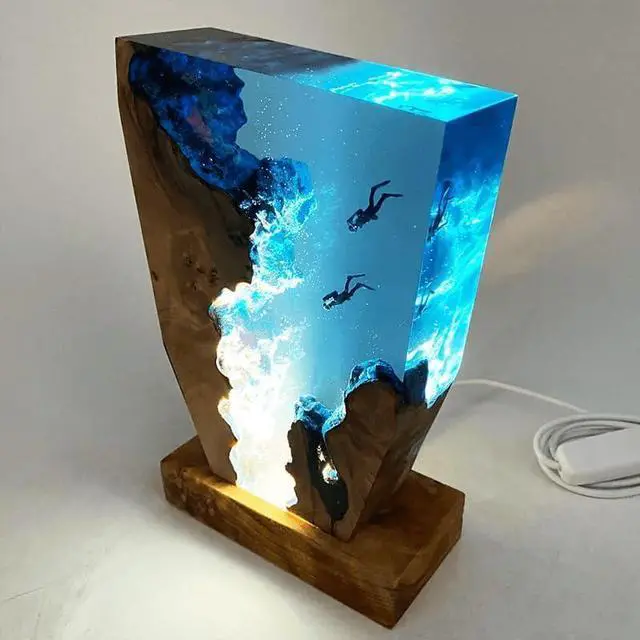 Alt view image 4 of 4 - Artificial USB Operated Ocean Diver Resin Desk Lamp Led Epoxy Resin Night Light for Home Decoration (6 * 4 Inch)