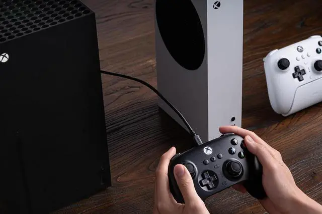 Alt view image 5 of 6 - Ultimate 3-Mode Controller, Hall Effect Joysticks, Pro Back Buttons, Wired Only (Black)