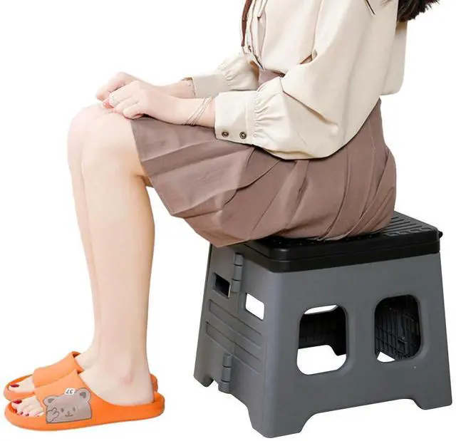 Alt view image 3 of 6 - Portable Folding Toilet with Lid Foldable Outdoor Camp Toilet Multifunctional Outdoor Toilet Seat for Emergencies