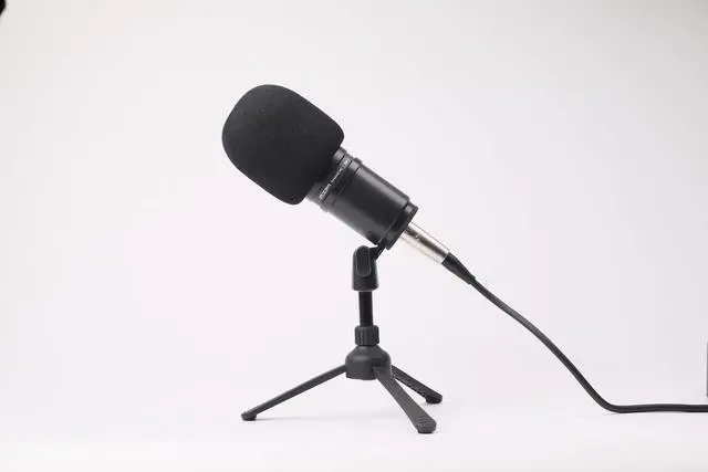 Alt view image 3 of 4 - ZDM-1 Dynamic Podcasting Microphone
