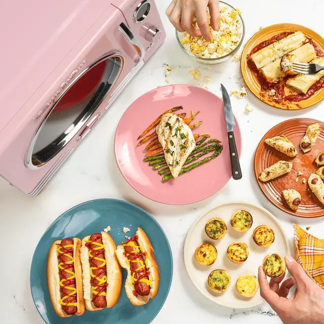 Alt view image 3 of 6 - Retro Countertop Microwave Oven - Large 800-Watt - 0.9 cu ft - 12 Pre-Programmed Cooking Settings - Digital Clock - Kitchen Appliances - Pink