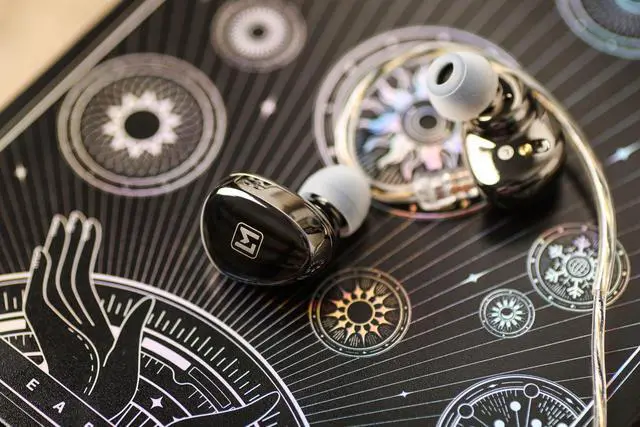 Alt view image 6 of 7 - SIMGOT EA500 LM 2nd Gen Dual-Magnet & Dual-Cavity Dynamic Driver in Ear Monitor, Wired Gaming Earbuds with Replaceable Tuning Nozzle, Detachable Cable for Audiophile/Gamer
