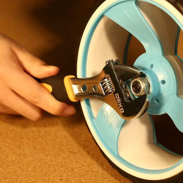 Alt view image 7 of 7 - 198 Piece Home Repair Tool Kit, Wrench Plastic Toolbox with General Household Hand Tool Set