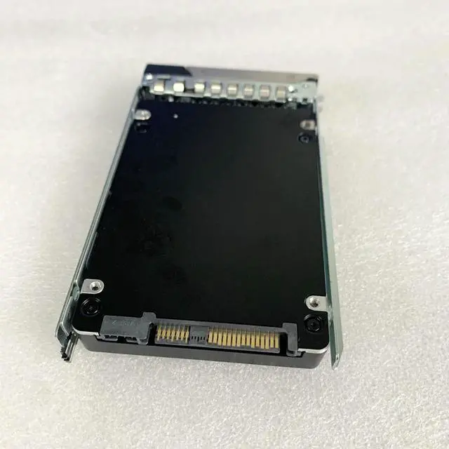 Alt view image 2 of 3 - EMC 800GB SAS 0GW8T1 118000842 PM1645A MU Hybrid Enterprise Solid State