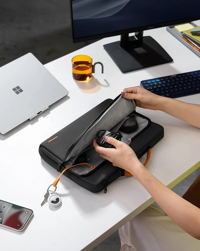 Alt view image 5 of 7 - 360 Protective Laptop Bag for 17-17.3 Laptop