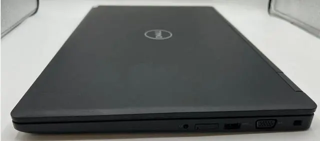 Alt view image 3 of 5 - Dell Latitude 5590 intel core i5-8350U 1.7GHz 8GB 256GB SSD 15.6" HD (1366×768) Win 11 Pro