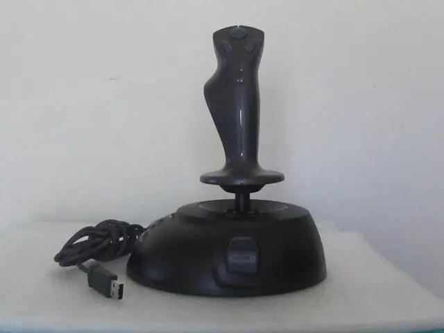 Alt view image 3 of 4 - Microsoft Sidewinder Joystick (USB)