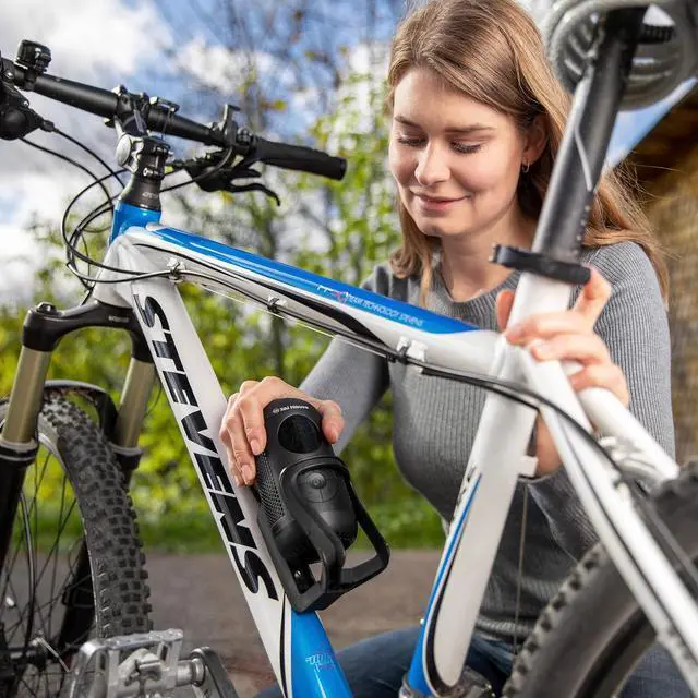 Alt view image 4 of 7 - Wiha zai Hause Akku-Luftpumpe 6tlg | 45255