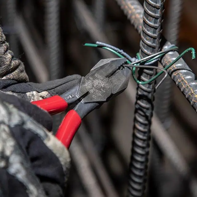 Alt view image 4 of 7 - D201-7CSTA Linesman Pliers, Side Cutters with Spring Loaded Action, Ironworker Pliers have Aggressive Knurl and Tempered Handles