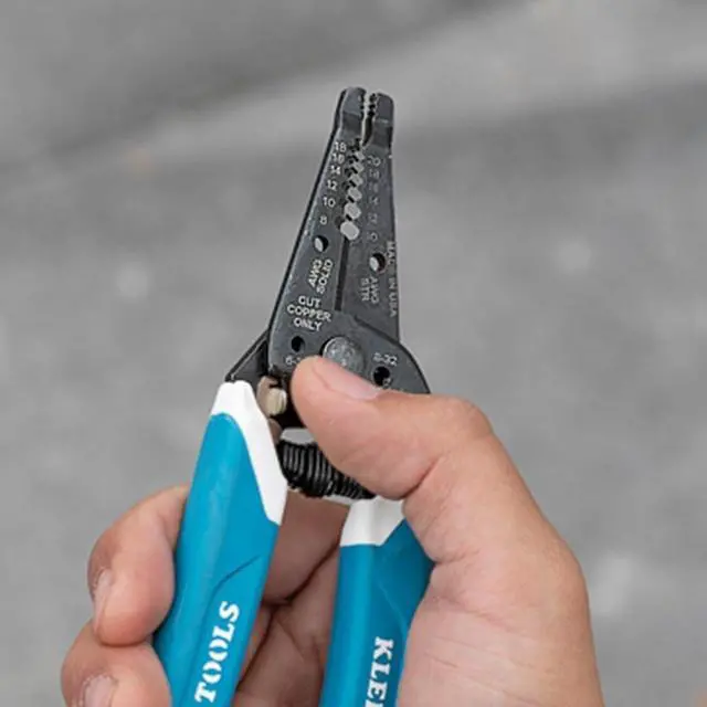 Alt view image 4 of 7 - Klein Tools K11095 Klein-Kurve Wire Stripper and Cutter, Made in USA, for 8-18 AWG Solid and 10-20 AWG Stranded Wire