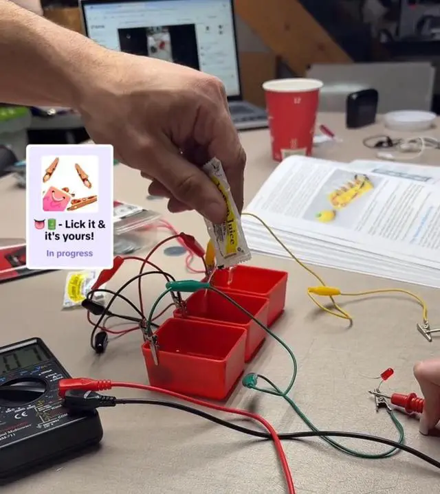 Alt view image 7 of 7 - Make: Electronics 3rd Ed Kit 1 Economy - Beginner, Intermediate, & Advanced (Teen - Adult) Component Pack for The Experiments in Make: Electronics 3rd Ed by Charles Platt - Covers Sections 1-3