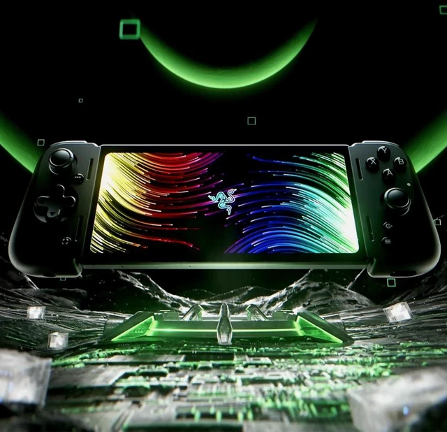 Alt view image 2 of 5 - Razer Edge 5g Unlocked 128GB Black (Grade A) + Controller