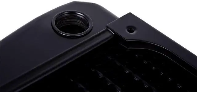 Alt view image 18 of 19 - Alphacool NexXxos XT45 Full Copper X-Flow Radiator 140, 140mm x 1, Single Fan, Black