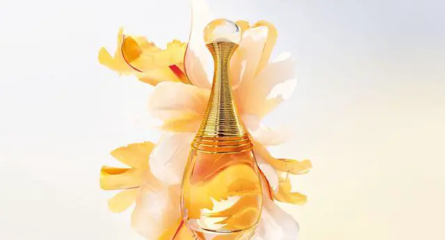 Alt view image 3 of 5 - Christian Dior J'adore for Women Eau de Parfum Spray,100ml. Warm Florals&Ylang-ylang&Damascus rose&Jasmine.