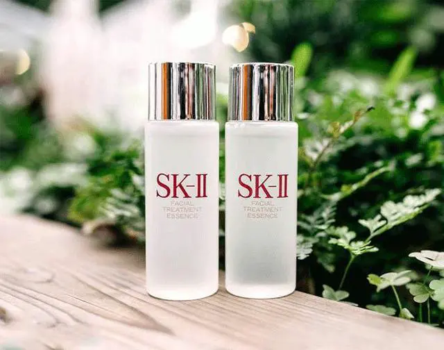 Alt view image 6 of 7 - SK-II Essential Travel Kit (4 Items With Box)