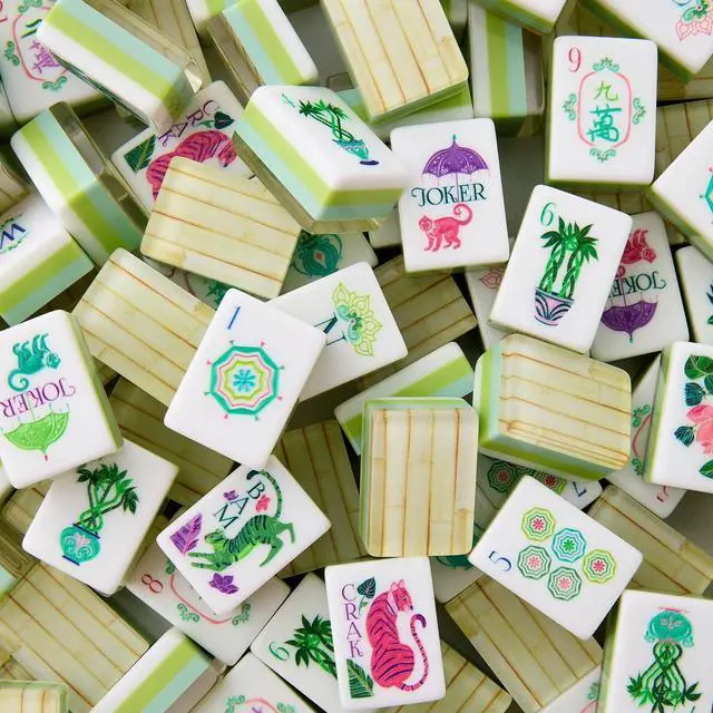 Main image of American Mahjong Tiles, 160 Lilac Acrylic bamboo Grain Layered, Deep Purple, New