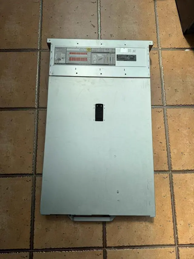 Alt view image 4 of 4 - Dell R750 Server - 2U, No CPU, No Heatsink, Diskless, No RAID Card, No Power Supply