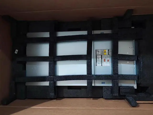 Alt view image 7 of 7 - Dell R750XA (2.5"/8 Bays) Server - 2U, No CPU, No Heatsink, Diskless, No RAID Card, No Power Supply