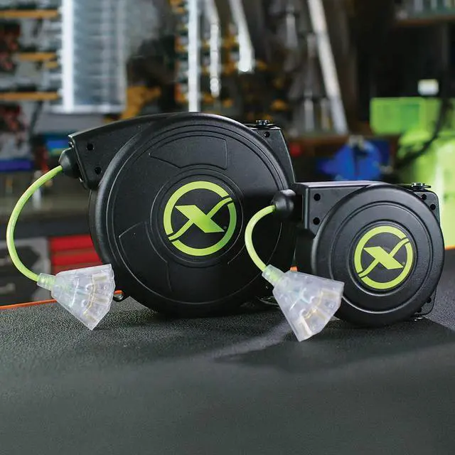 Alt view image 7 of 7 - Retractable Extension 16/3 AWG 25' Electric Cord Reel, ZillaGreen, FZ8160253