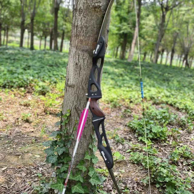 Alt view image 5 of 7 - TOPOINT ENDEAVOR R10 25" ILF Target Bow Recurve Bow 36 lbs