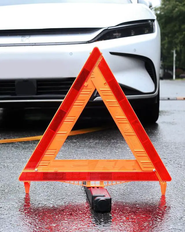 Alt view image 5 of 6 - 12 Pack Warning Triangle DOT Approved, Foldable Emergency Safety Reflective Triangles for Roadside Vehicles Breakdown with Carrying Case