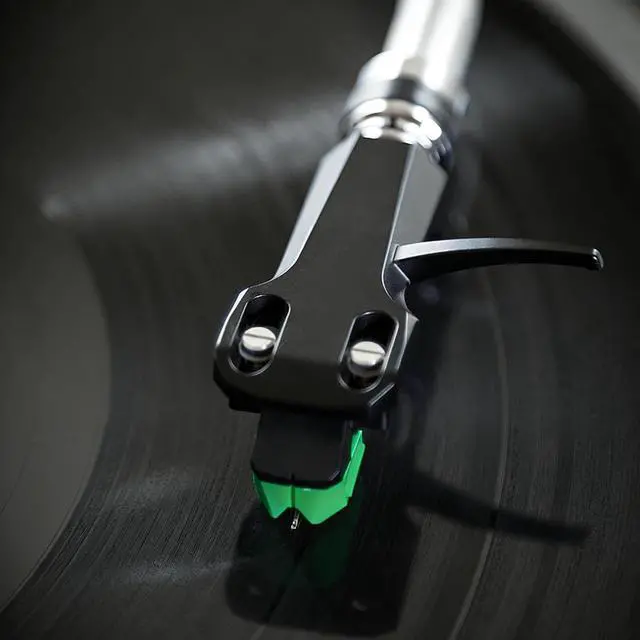 Alt view image 4 of 6 - VMN95E Stylus 2 Pack for AT-VM95E & LP120X Turntables