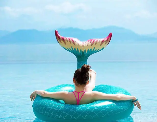 Alt view image 5 of 6 - Giant Inflatable Mermaid Tail Pool Float with Fast Valves Summer Beach Swimming Pool Party Lounge Raft Decorations Toys for Adults Kids (Green)