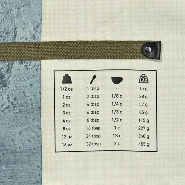 Alt view image 3 of 6 - HexClad Eco Modern Chef Apron for Cooking and Grilling, Professional HexTwill Fabric Aprons with Pockets