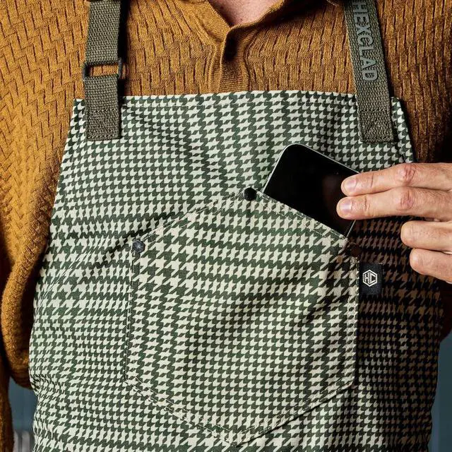 Alt view image 6 of 6 - HexClad Eco Modern Chef Apron for Cooking and Grilling, Professional HexTwill Fabric Aprons with Pockets