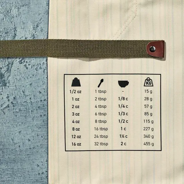 Alt view image 3 of 6 - HexClad Eco Modern Chef Apron for Cooking and Grilling, Professional HexTwill Fabric Aprons with Pockets