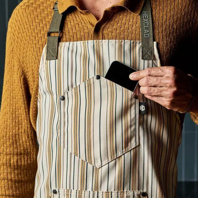 Alt view image 6 of 6 - HexClad Eco Modern Chef Apron for Cooking and Grilling, Professional HexTwill Fabric Aprons with Pockets