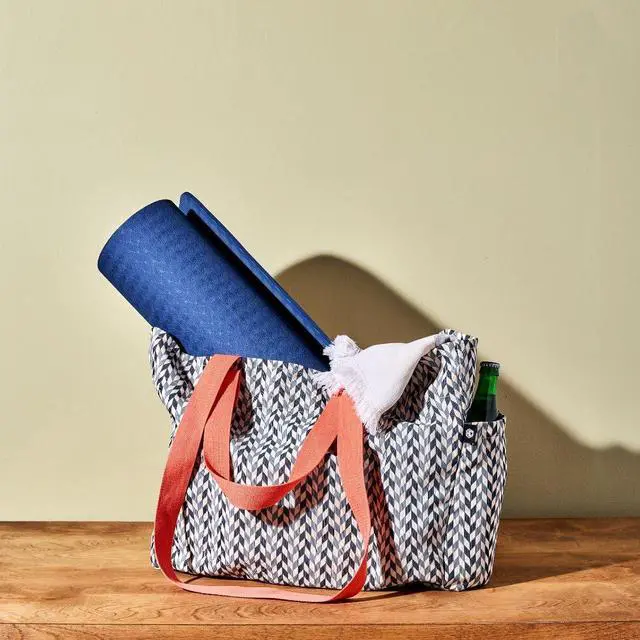 Alt view image 4 of 6 - HexClad Everything Everywhere Bag Recycled rPET Tote with 8 Pockets, Shoulder & Hand Straps, Machine Washable