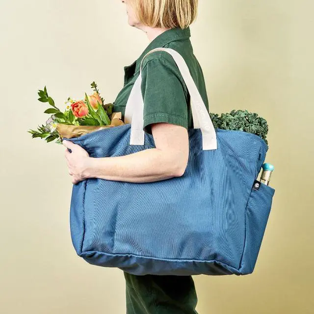 Alt view image 3 of 6 - HexClad Everything Everywhere Bag Recycled rPET Tote with 8 Pockets, Shoulder & Hand Straps, Machine Washable