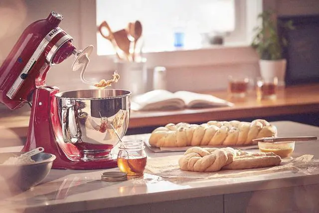 Alt view image 5 of 7 - KitchenAid Artisan Series 5 Quart Tilt Head Stand Mixer, Metal, KSM150PS, Empire Red