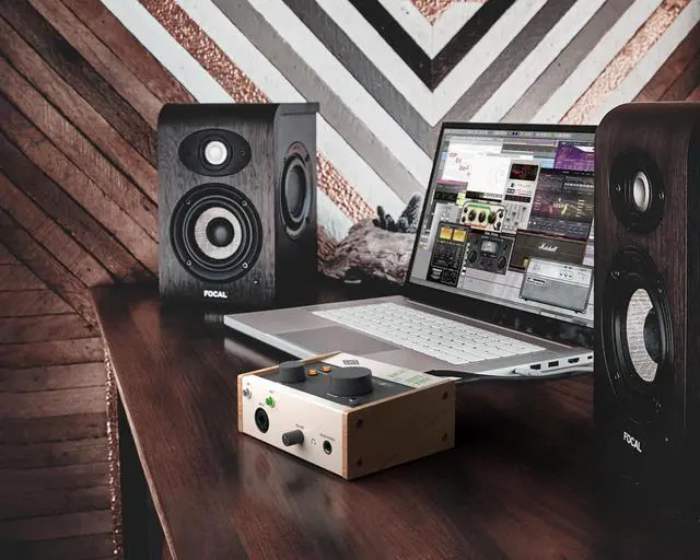 Alt view image 7 of 7 - Universal Audio Volt 176 USB Audio Interface