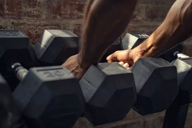 Alt view image 2 of 4 - Signature Fitness Rubber Coated Hex Dumbbells Hand Weights for Exercises and Fitness Home Gym, 5-50 lbs, Pairs