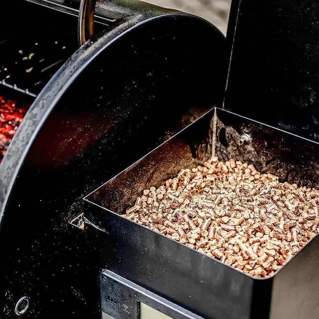 Alt view image 5 of 7 - Bear Mountain All Natural Wood Pellets for Smoker, Grill & BBQ, 20 Lbs, Apple