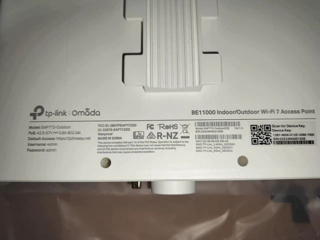Alt view image 6 of 6 - Omada BE11000 Outdoor WiFi Access Point, w/o PoE Injector(EAP772-Outdoor)