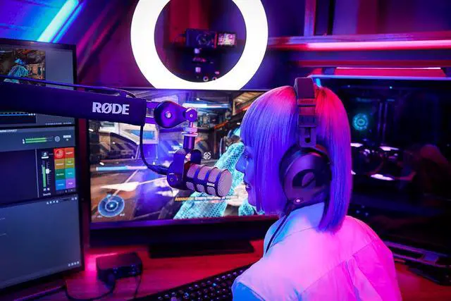 Alt view image 6 of 7 - Rode XDM-100 USB Dynamic Microphone & PSA1+ Desk-Mounted Broadcast Microphone Boom Arm