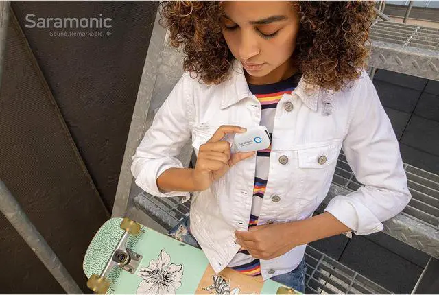 Alt view image 7 of 7 - Saramonic Ultracompact 2.4 GHz 2-Person Wireless Clip-On Mic System w/Lavs for Cameras & Mobile (Blink 500 B2), White,2X TX - TRS/TRRS, BLINK500B2W