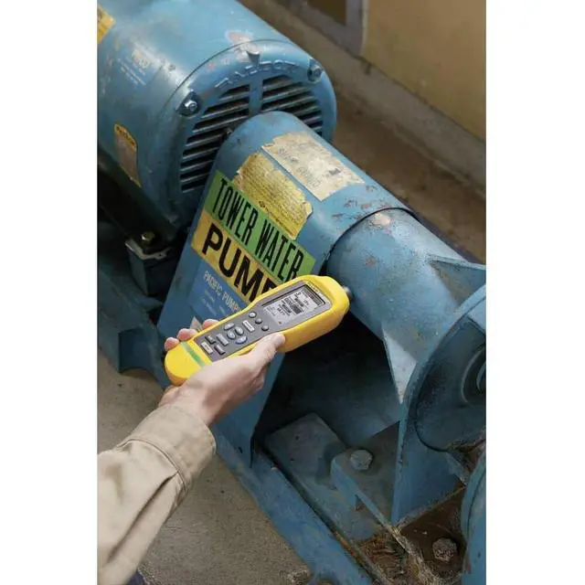 Alt view image 4 of 6 - Fluke 805 Vibration Meter with Large Resolution Screen 1000 Hz Frequency USB 2.0