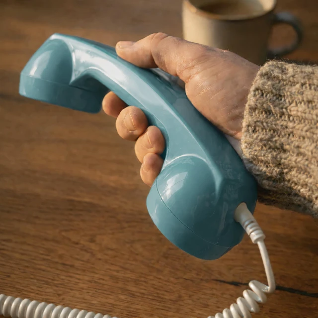 Alt view image 3 of 5 - Opis Technology 60s Micro Retro Phone Handset for Smartphones, Azure